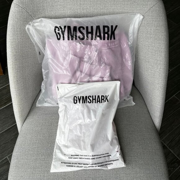 Gymshark Premium Legacy Joggers and Tank (SET) - Picture 16 of 16